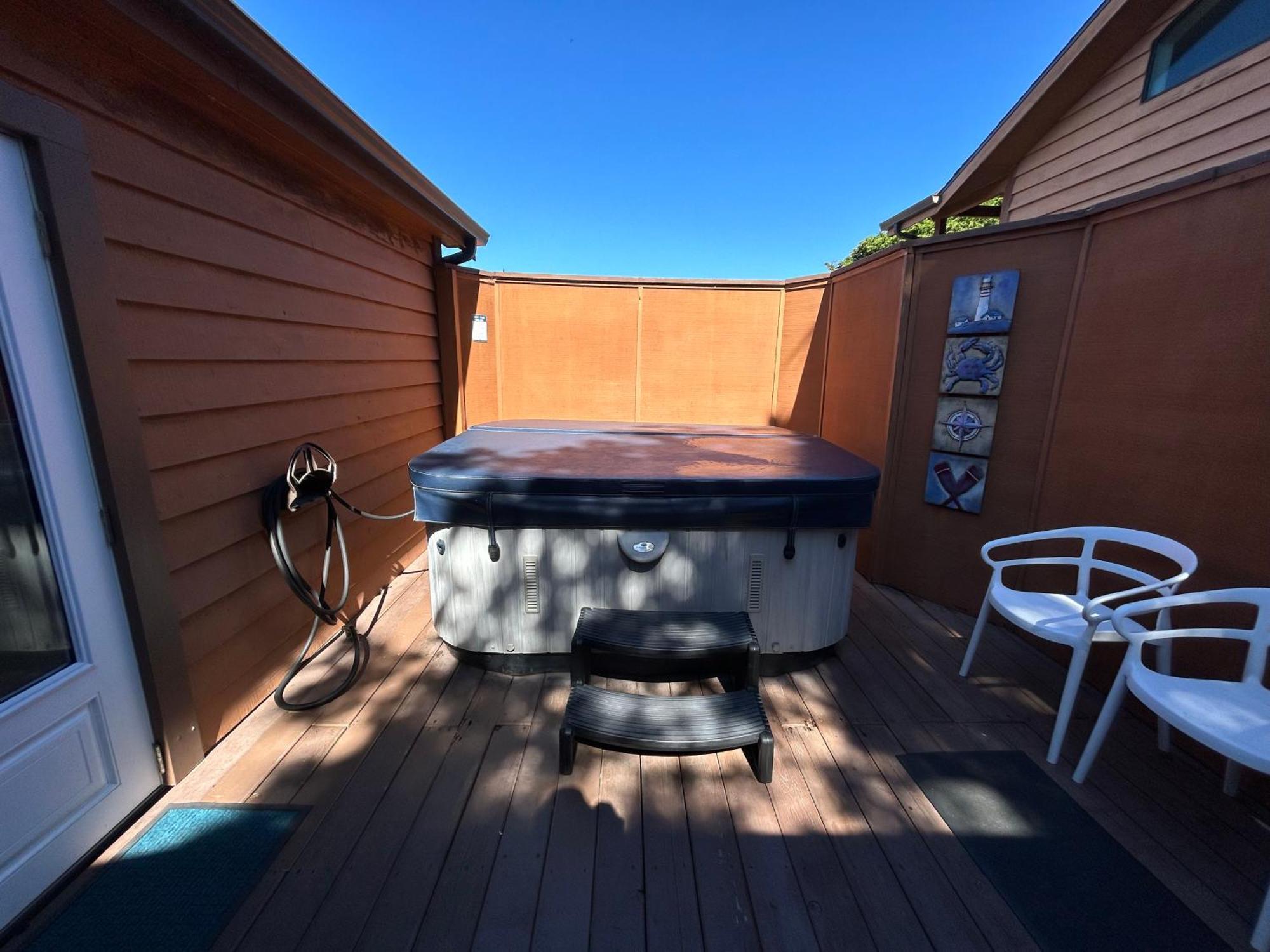 Modern Ocean Cabin 27 Stylish Kitchen & Jacuzzi Smith River Exterior photo