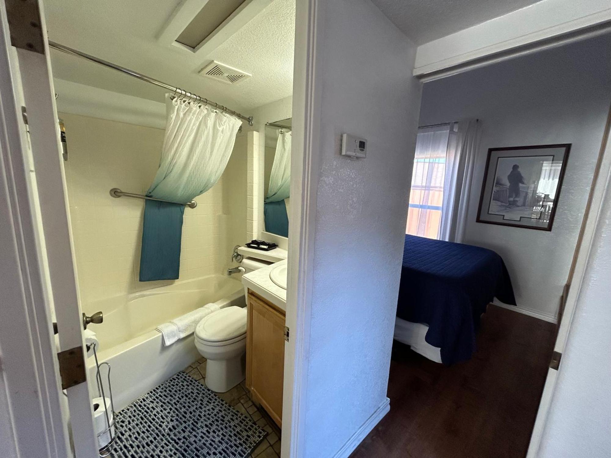 Modern Ocean Cabin 27 Stylish Kitchen & Jacuzzi Smith River Exterior photo