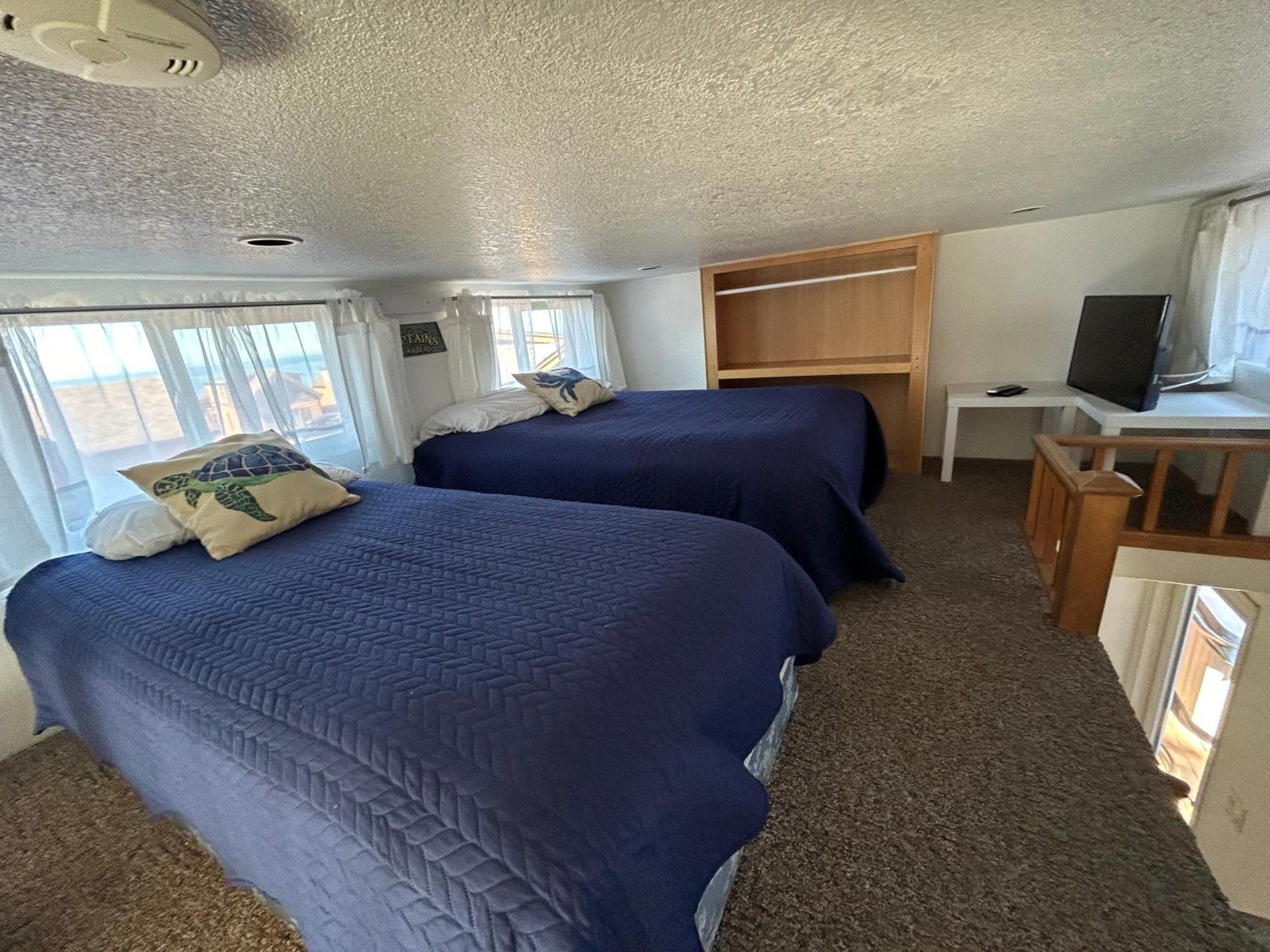 Modern Ocean Cabin 27 Stylish Kitchen & Jacuzzi Smith River Exterior photo